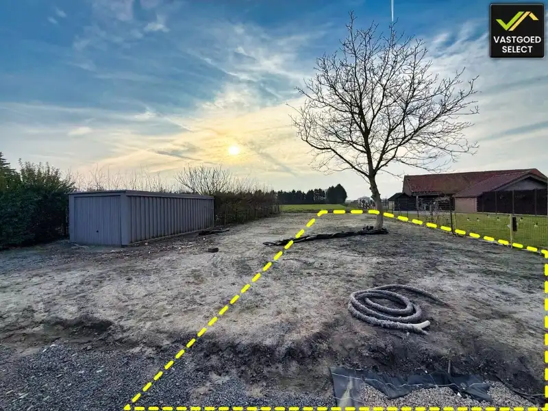 Lichtrijke woning met 2 slaapkamers, warmtepomp, zonnepanelen, parkeerplaats en tuin nabij centrum Eeklo foto 3