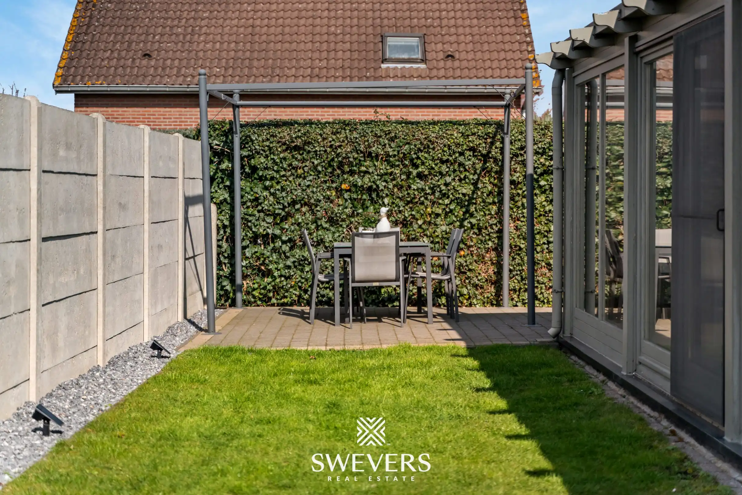 Instapklare woning in doodlopende straat met veranda en zuidwest gerichte tuin foto 19