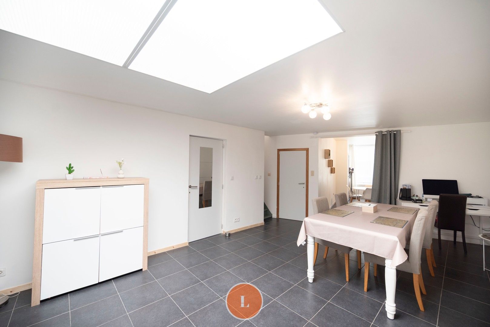 Woning met 4 slaapkamers en garage te koop in Menen foto 5