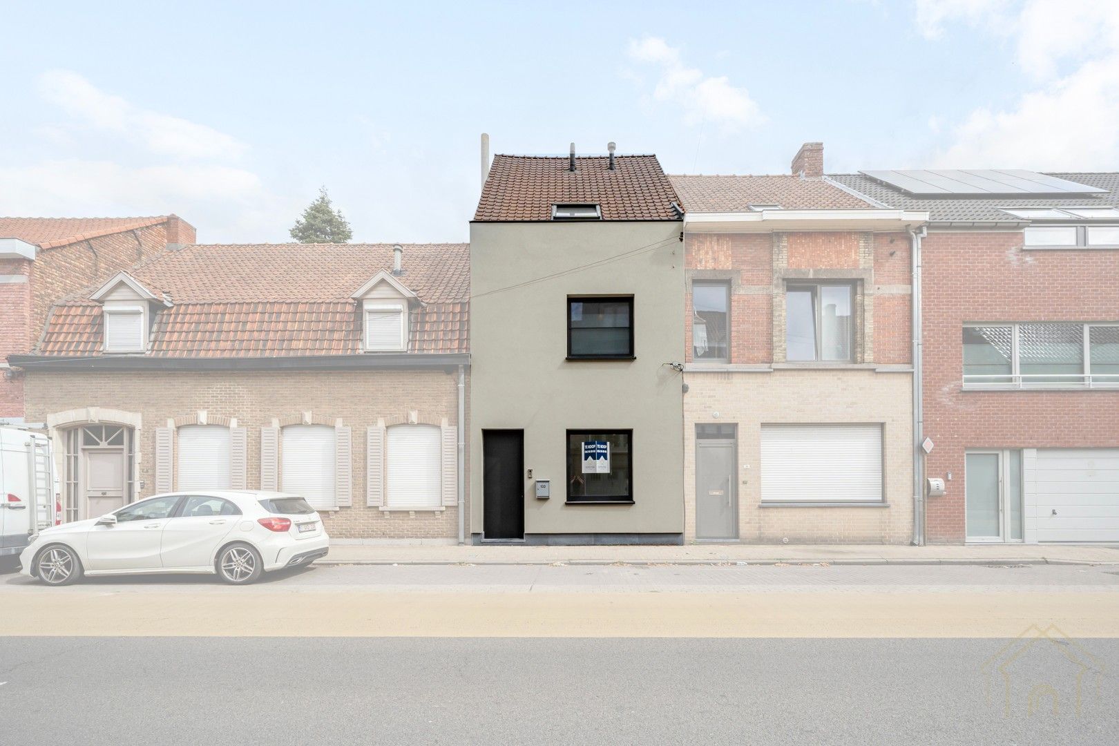 Instapklare, energiezuinige woning met grote tuin in hartje Menen foto 13