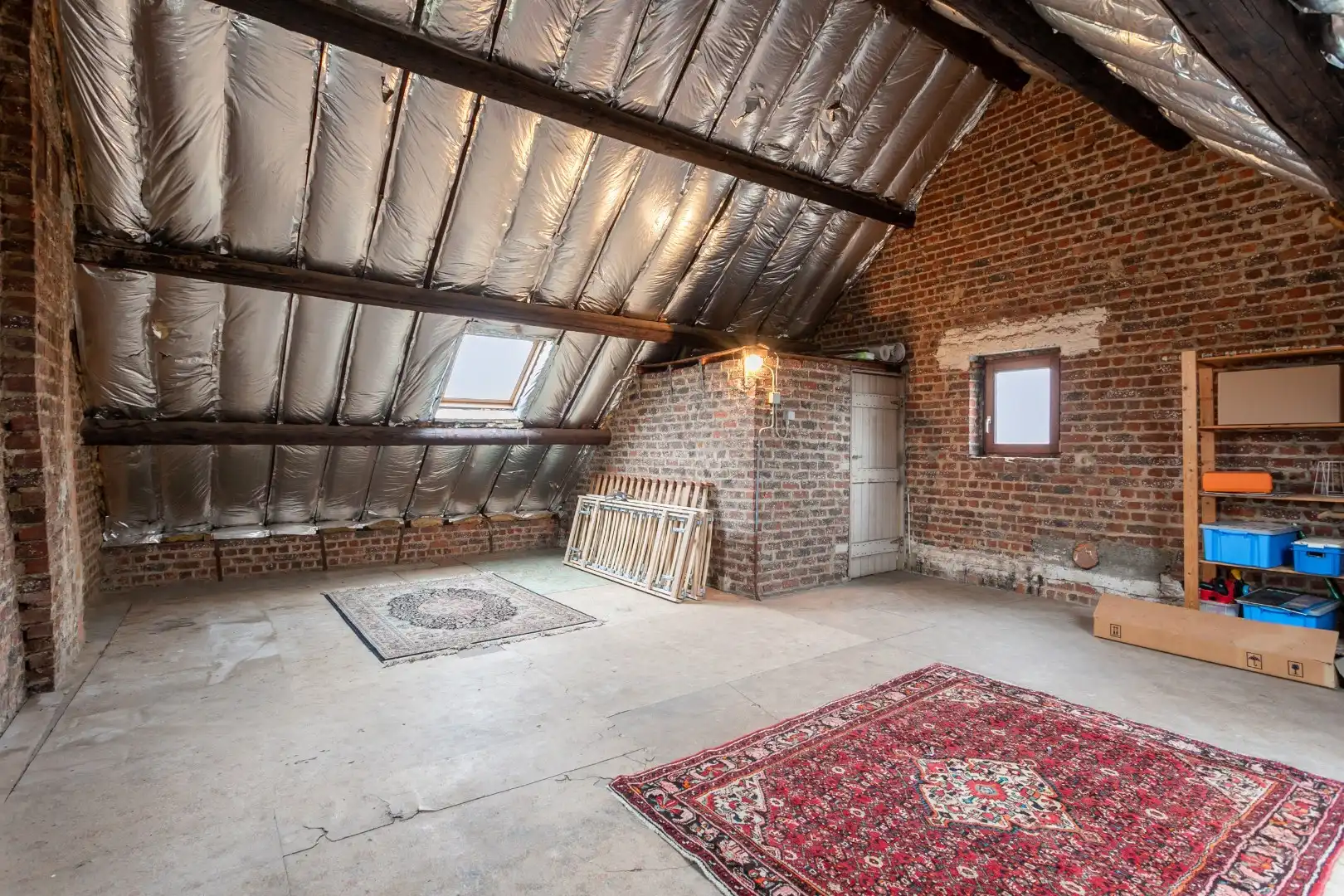 Ruime woning met naastgelegen bouwgrond en loods foto 34