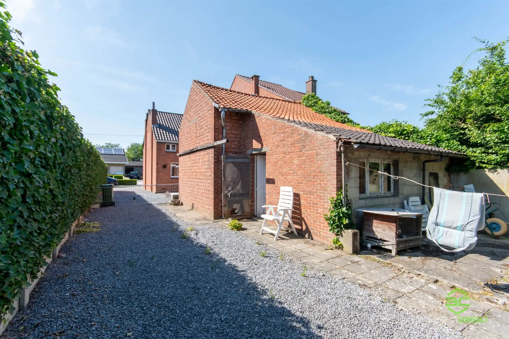 Te renoveren woning met ruime tuin op een rustige ligging! foto 12