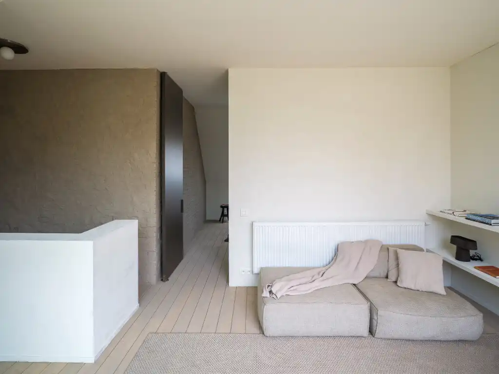 Bijzonder aangenaam duplexappartement met 2 slaapkamers en 2 badkamers op toplocatie nabij de Coupure foto 3