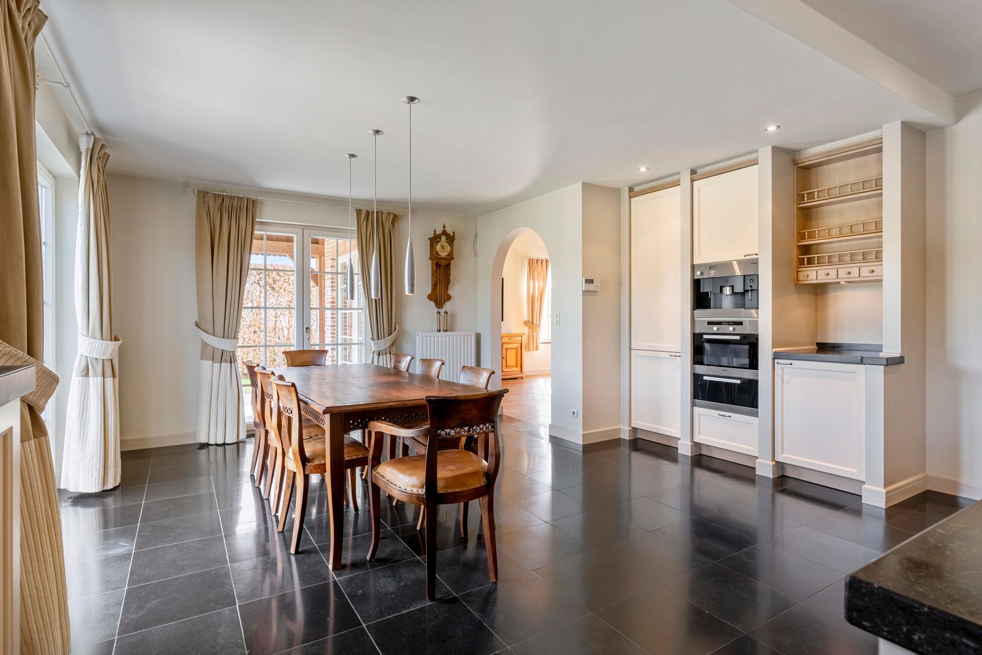 Exclusieve villa met hoogstaande afwerking in een idyllische omgeving foto 5