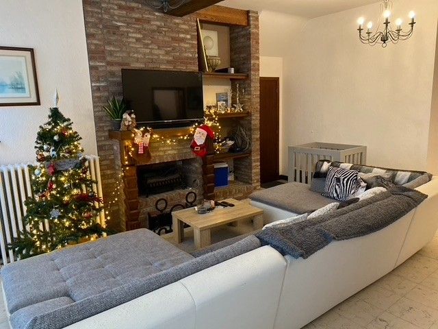 Genk, Nieuwe Kuilenweg 57 - Opbrengsteigendom bestaande uit 2 appartementen, 1 studio, 2 garages, 4 autostaanplaatsen en tuin. foto 14