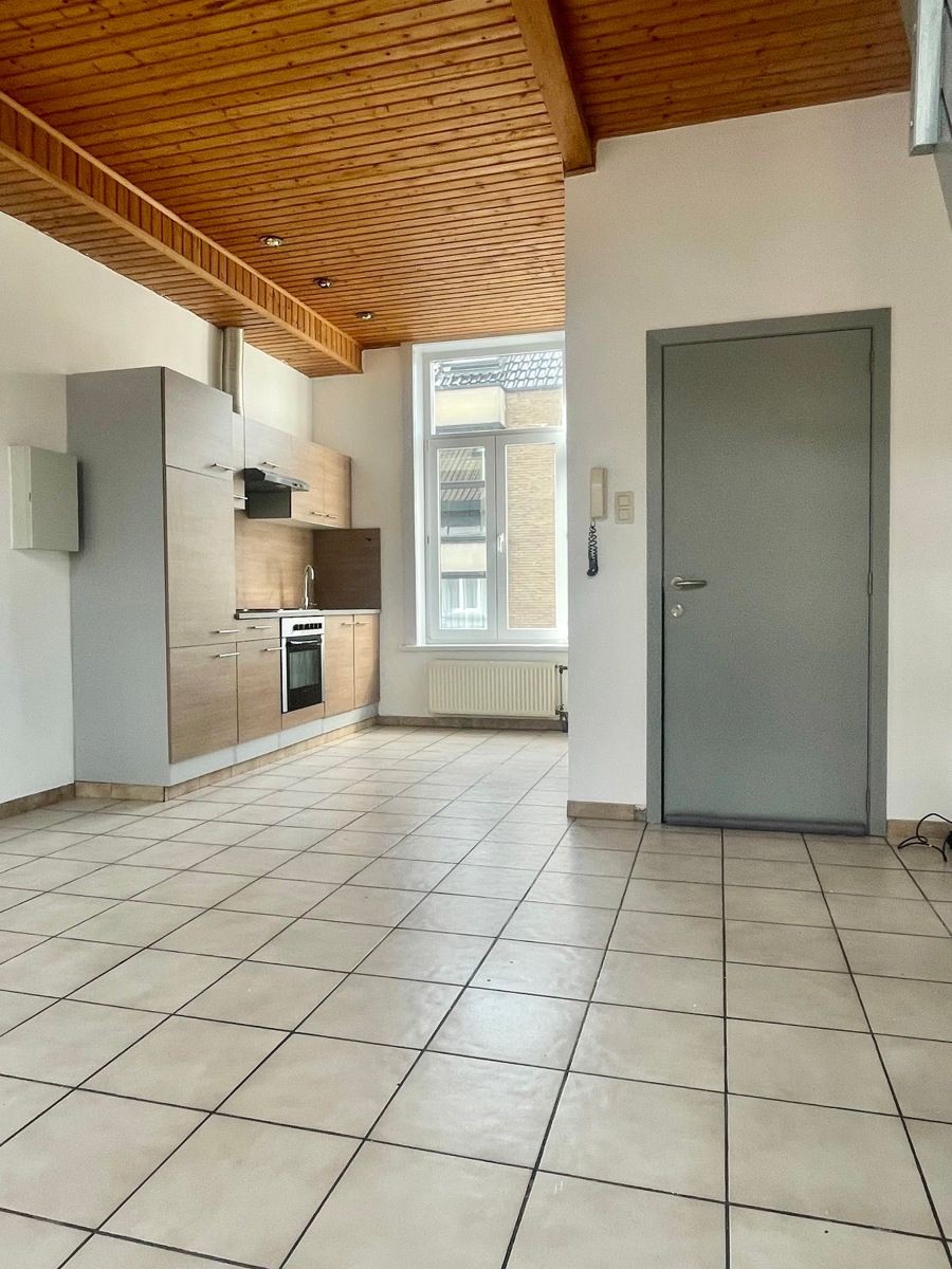 éénslaapkamerappartement in het centrum van Aalst! foto 4