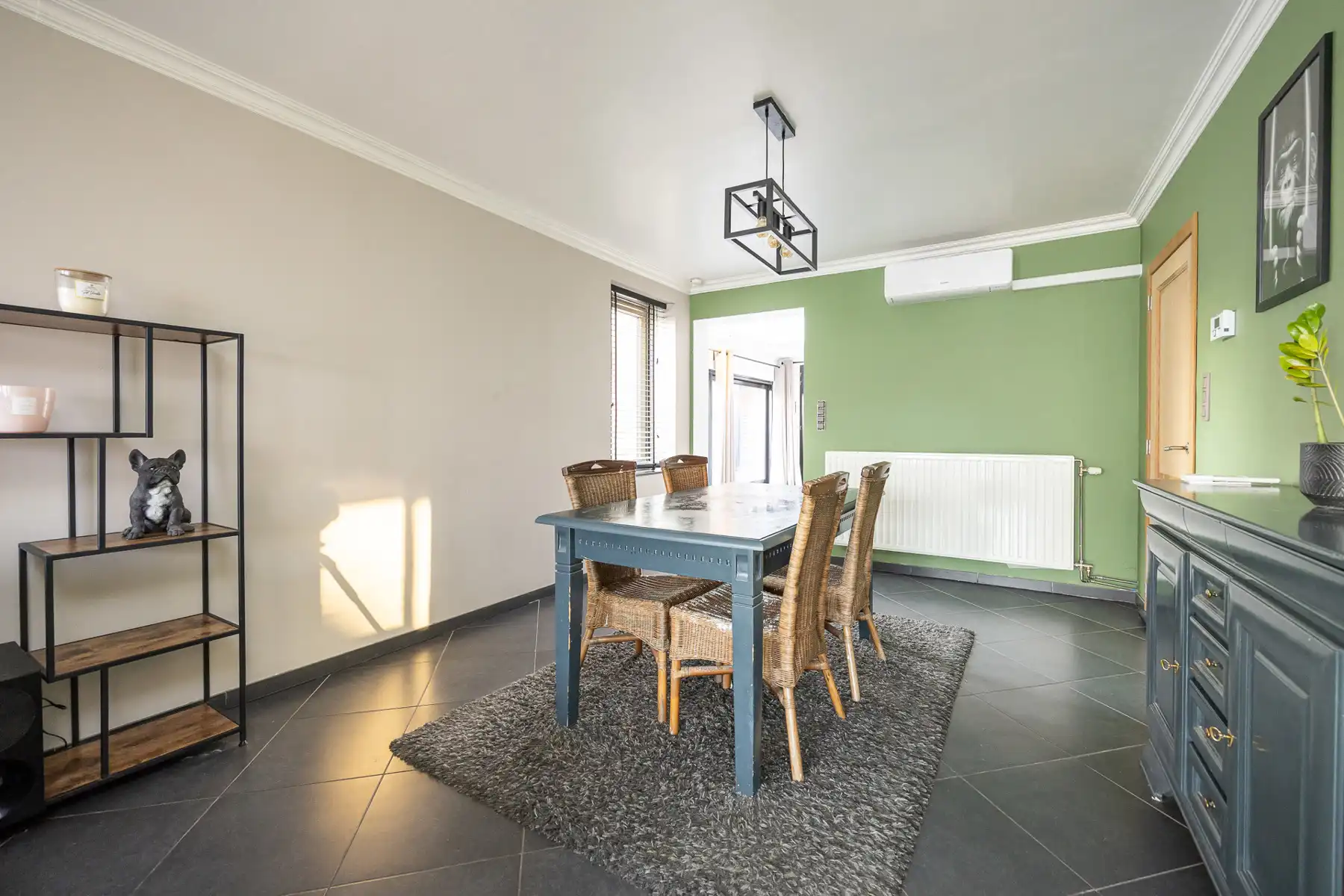 Recent gerenoveerde woning op een ruim perceel van 996 m². foto 6