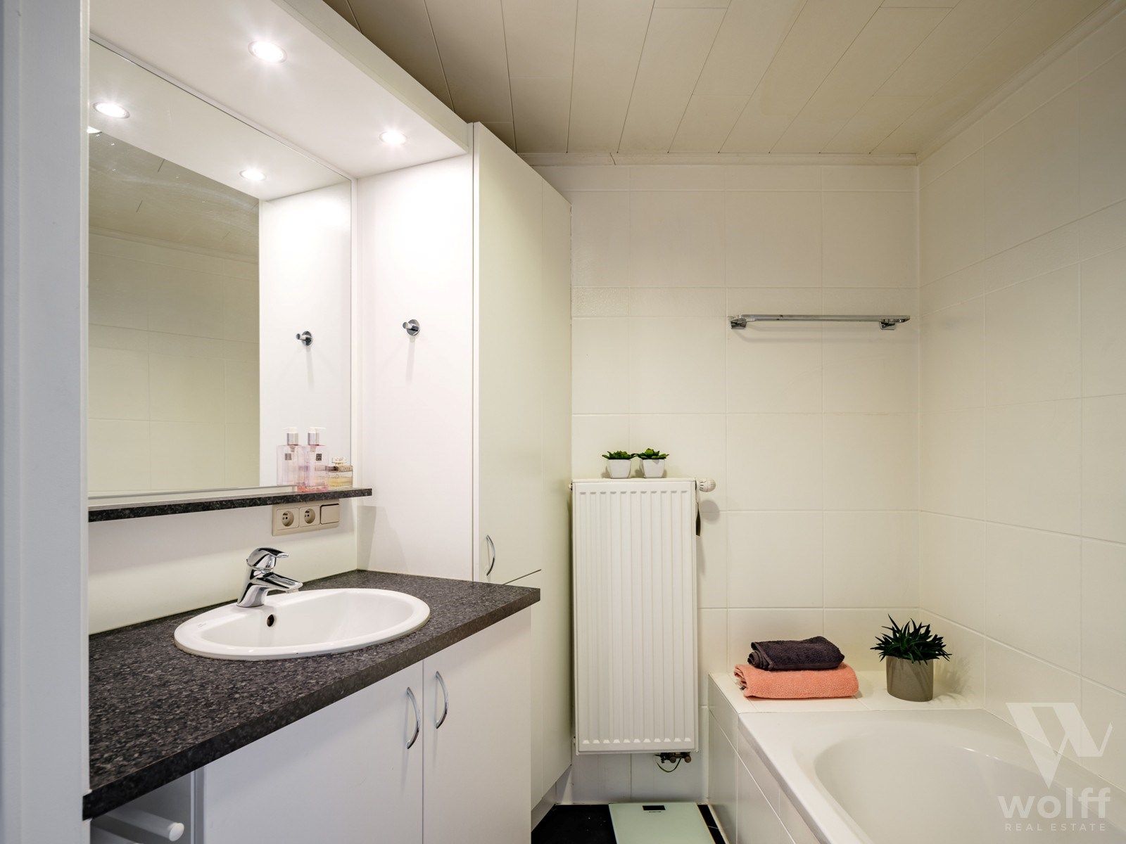 Instapklaar appartement met zonneterras en topligging foto 14
