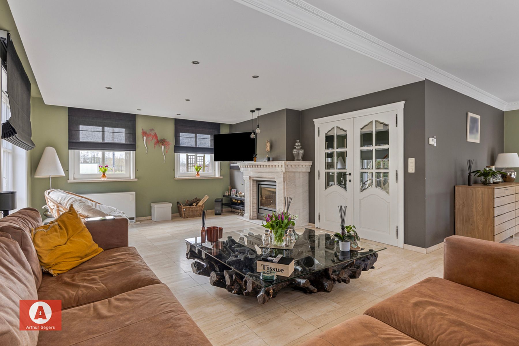 Ruime open bebouwing met 4 slaapkamers op 10 are foto 5