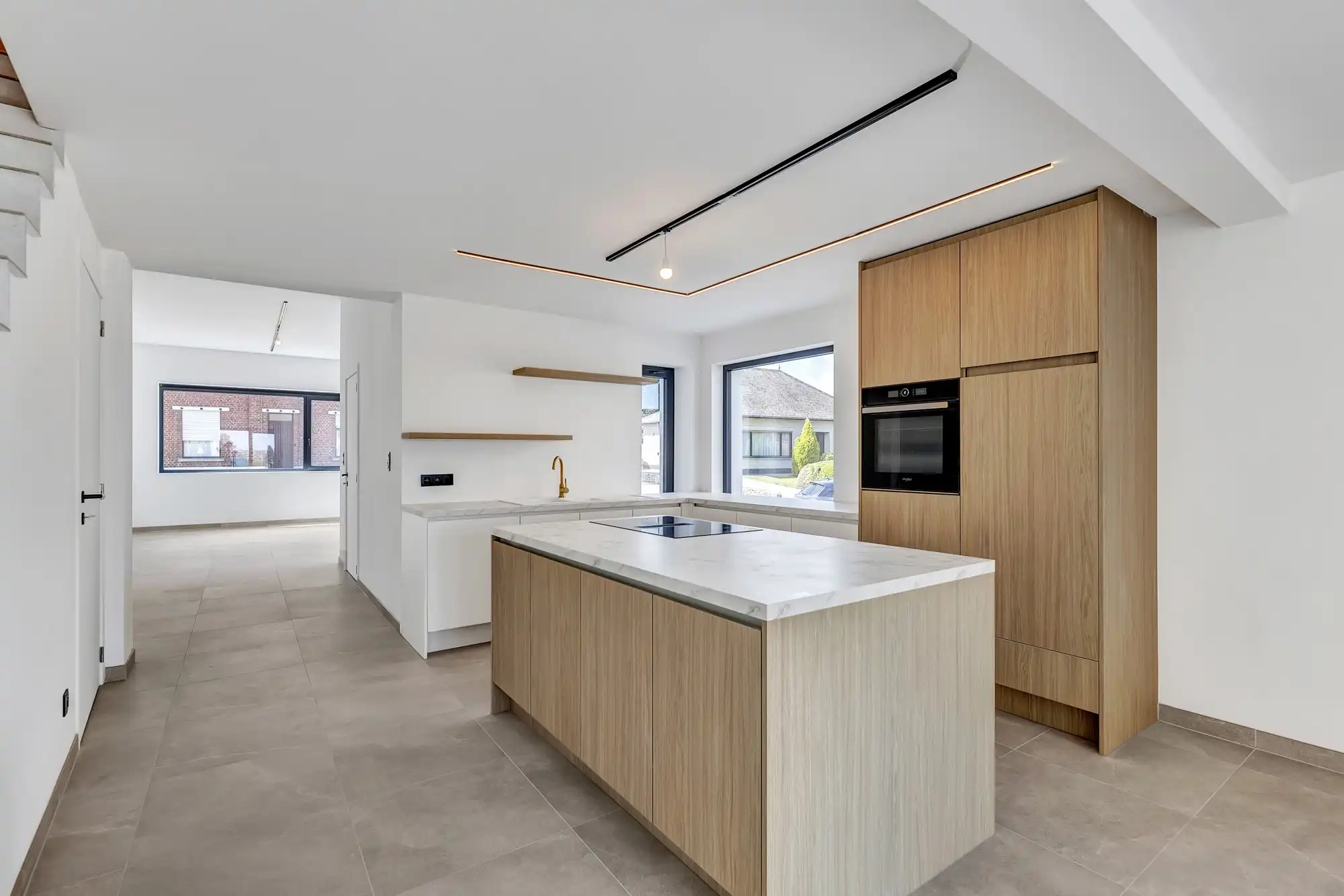 Volledig gerenoveerde woning met 3 slpks en tuin foto 3