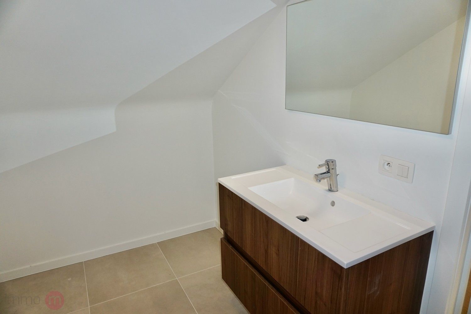 Nieuwbouwwoning te huur met 3 slaapkamers, tuin en parkeerplaats foto 28