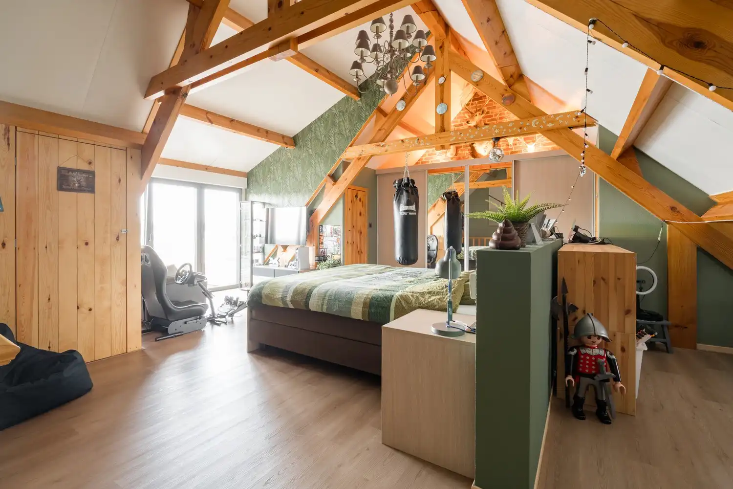 Bekende frituur met super mooi duplex appartement en zwembad te Achel foto 44