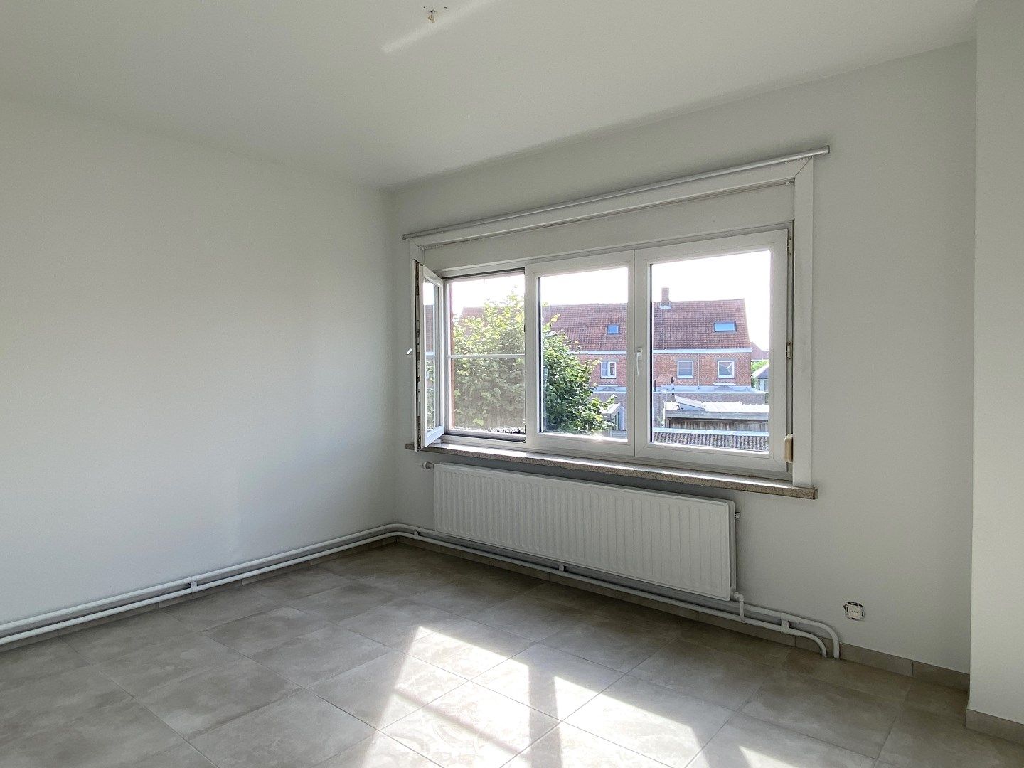 GEZINSWONING IN RUSTIGE WOONWIJK MET TUIN EN GARAGE  foto 14