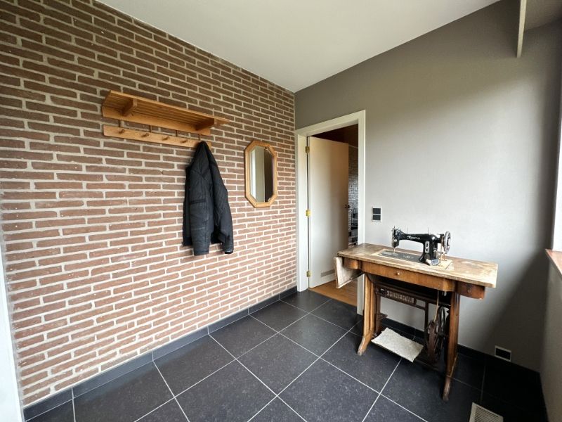 Ruime woning met 3 slaapkamers, garage en tuin – rustige ligging foto 11