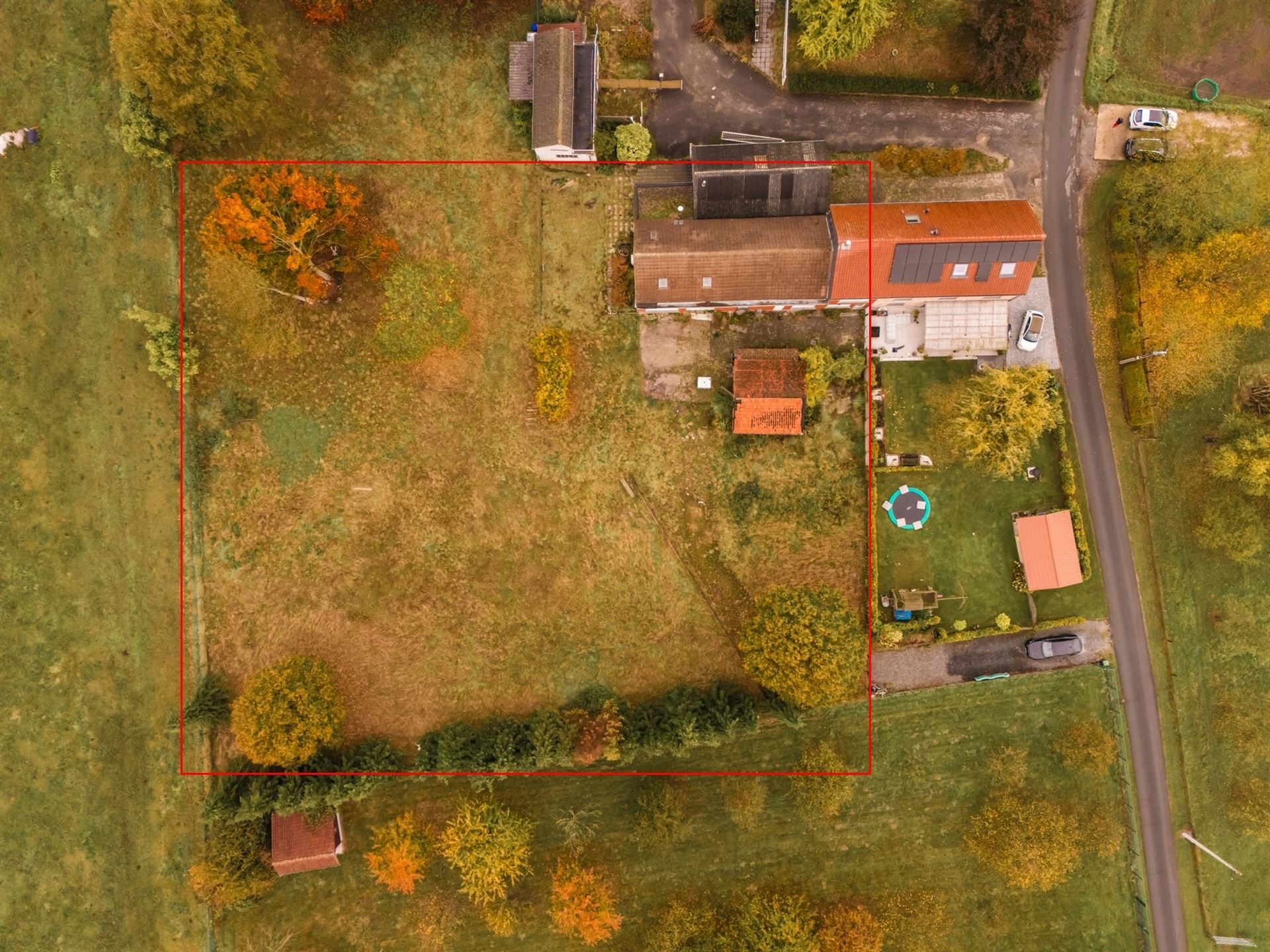 Woning voor heropbouw of af te breken op perceel van 3.391m² foto 23