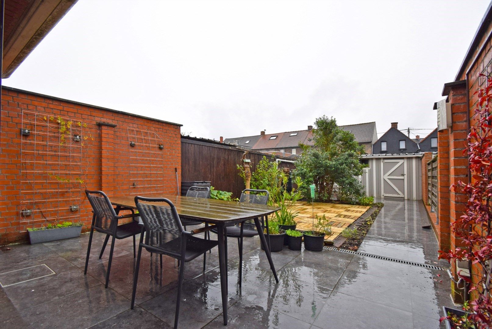 KARAKTERVOLLE WONING MET STADSTUIN foto 12