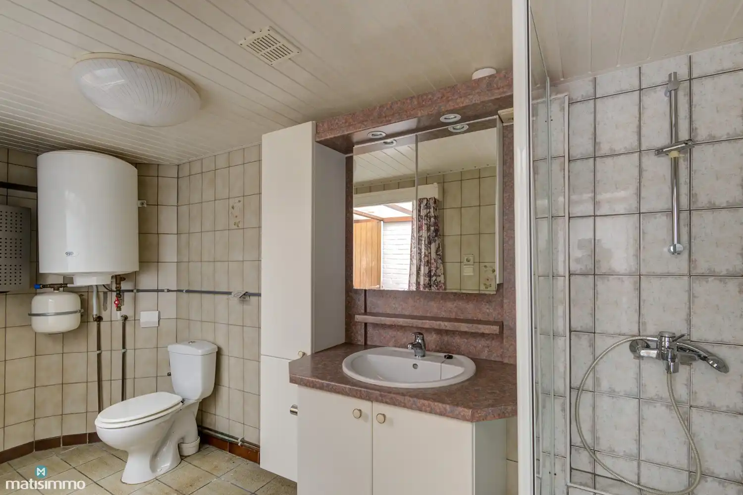 EENGEZINSWONING MET 2 SLAAPKAMERS, RUIME TUIN EN MOGELIJKHEID TOT EXTRA SLAAPKAMER NABIJ HET CENTRUM VAN TONGEREN foto 13
