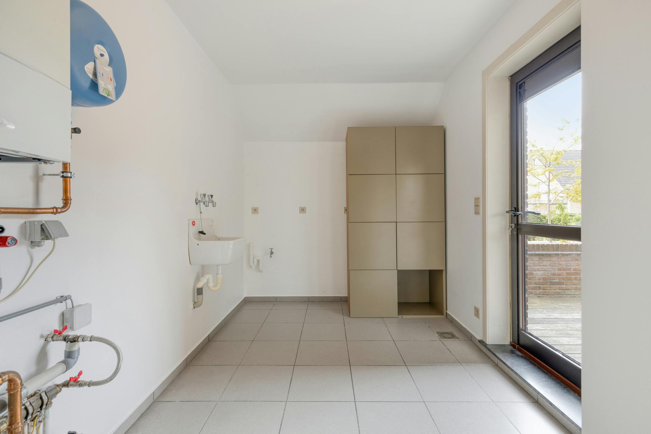 Appartement met 3 slaapkamers en ruim terras met tuin in Koksijde foto 8
