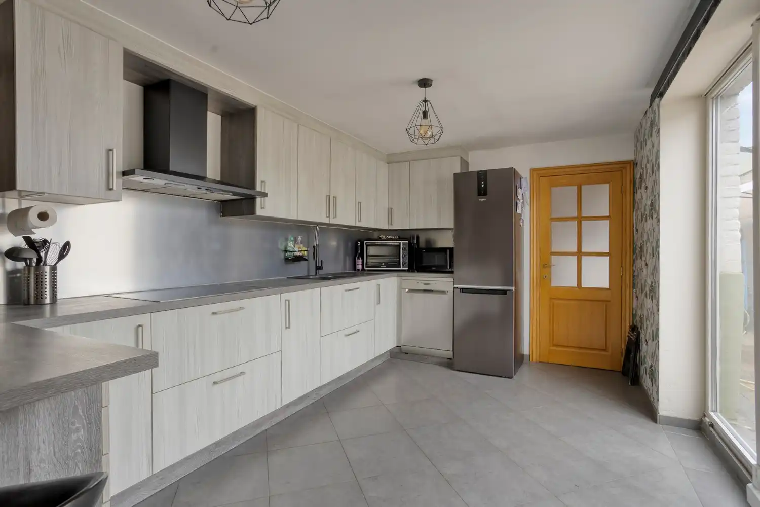Ruime woning met tuin foto 5