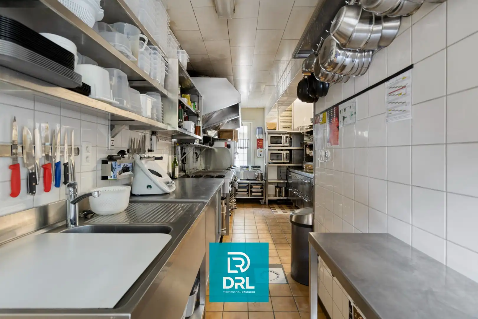 Restaurant met woonst over te nemen in het centrum van Maldegem foto 13
