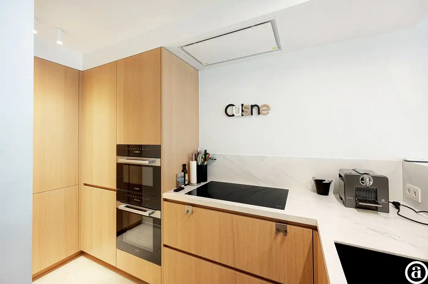 Instapklaar appartement 2 slpk gelegen nabij centrum Knokke.   foto 17