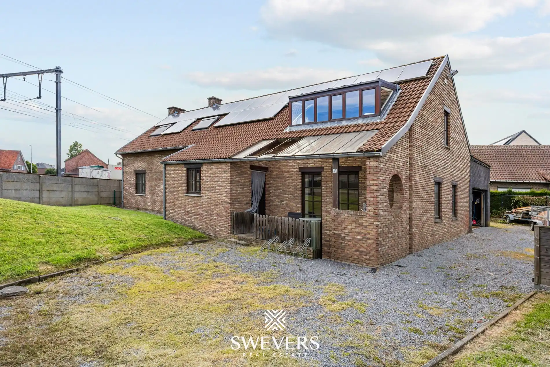Twee appartementen met huiselijke uitstraling te Kermt foto 2