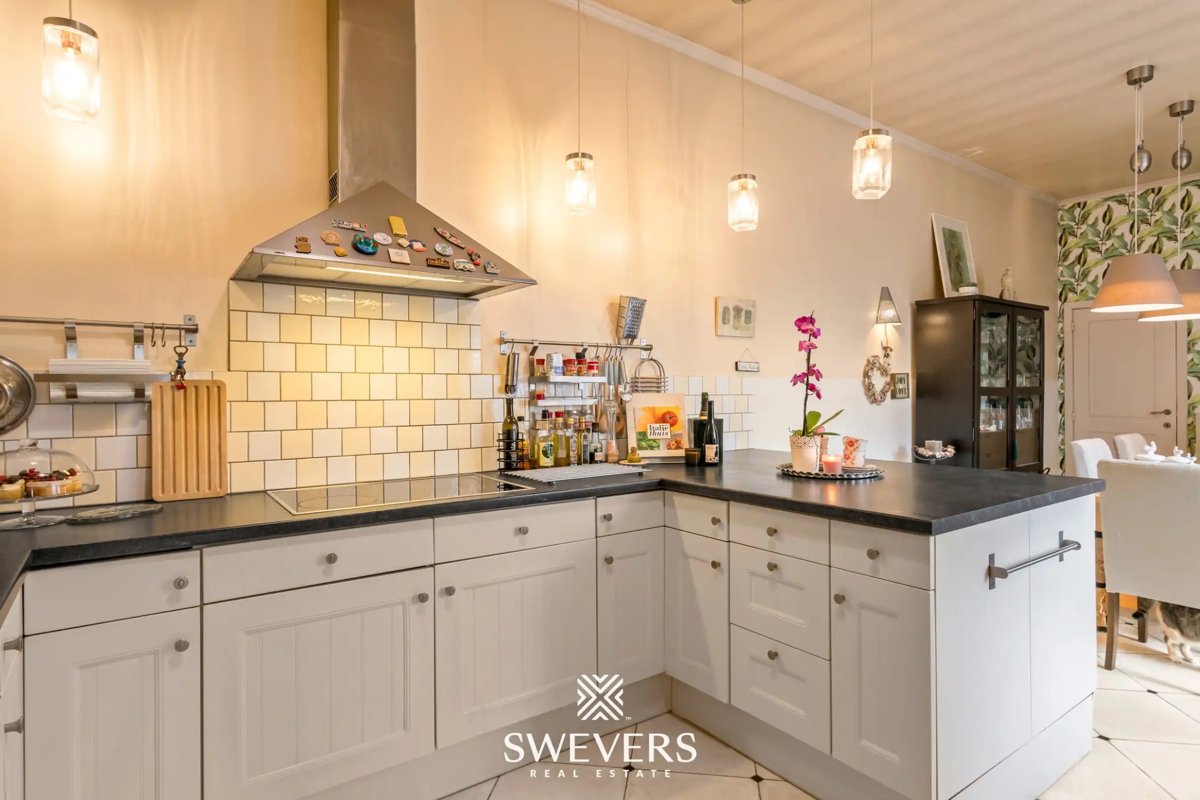 Ruime instapklare gezinswoning met uitzonderlijke woon- én werkmogelijkheden foto 20