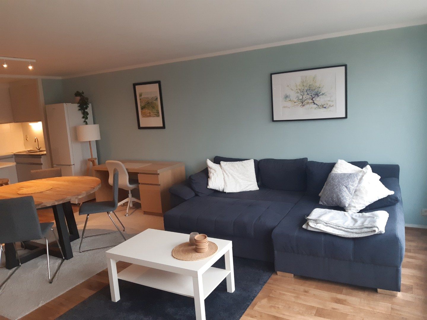 Ruim en lichtrijk appartement - centrum Gavere.  foto 5