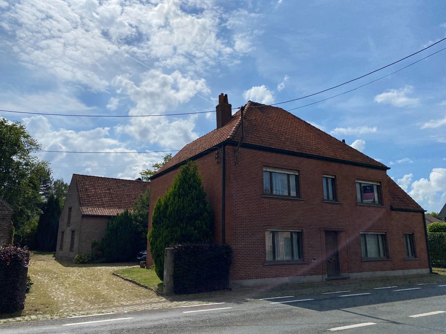 Hoeve met stallingen, bijhuis en grote schuur op een ruim perceel in Lembeke foto 14