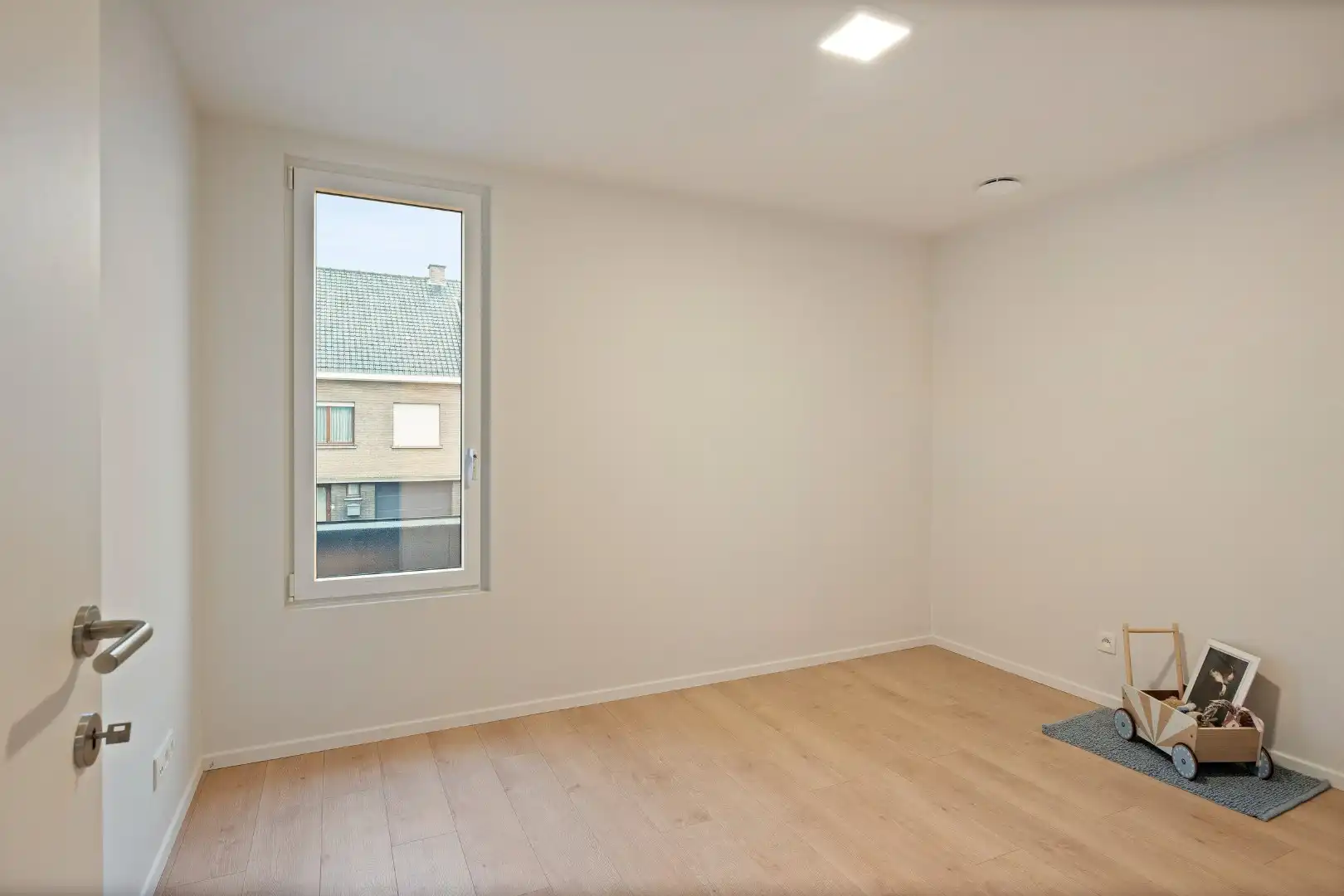 Nieuwbouwwoning met 3 slaapkamers en grote zolder, garage en tuin in Ooigem foto 13