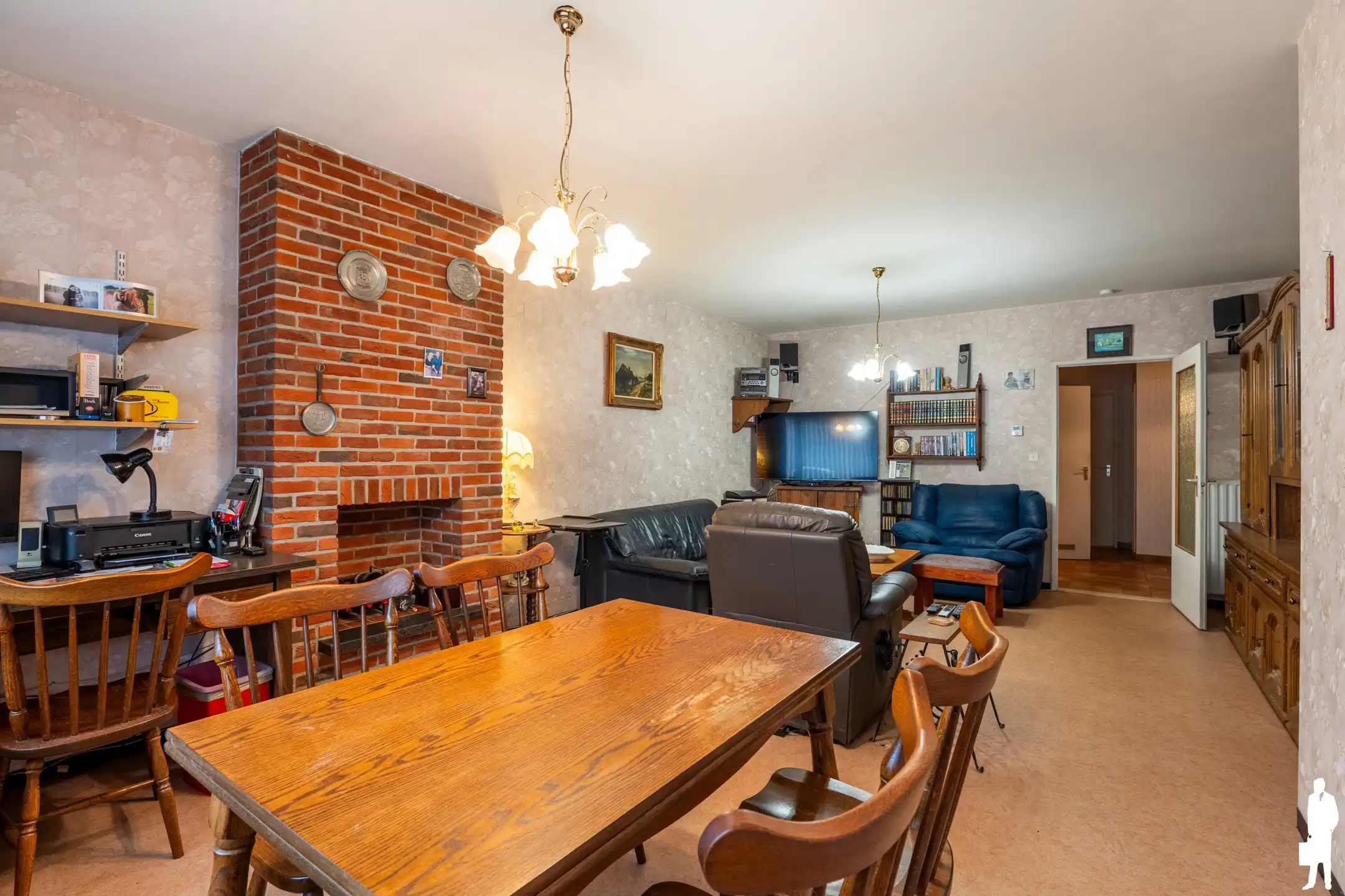 Verhuurd appartement met 2 slpk. en private garage foto 8