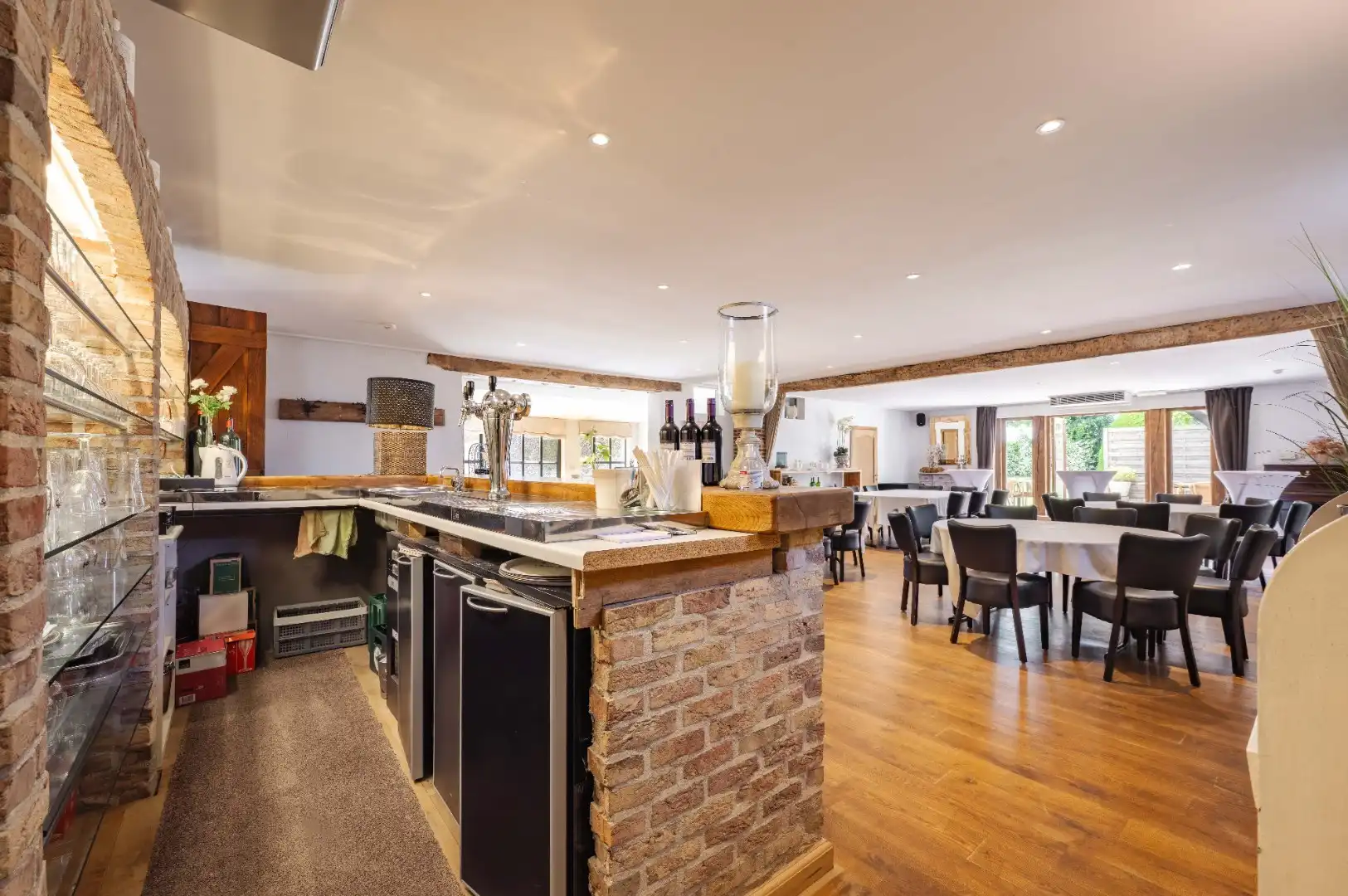 Charmant horecapand "De Couter" met feestzaal foto 16