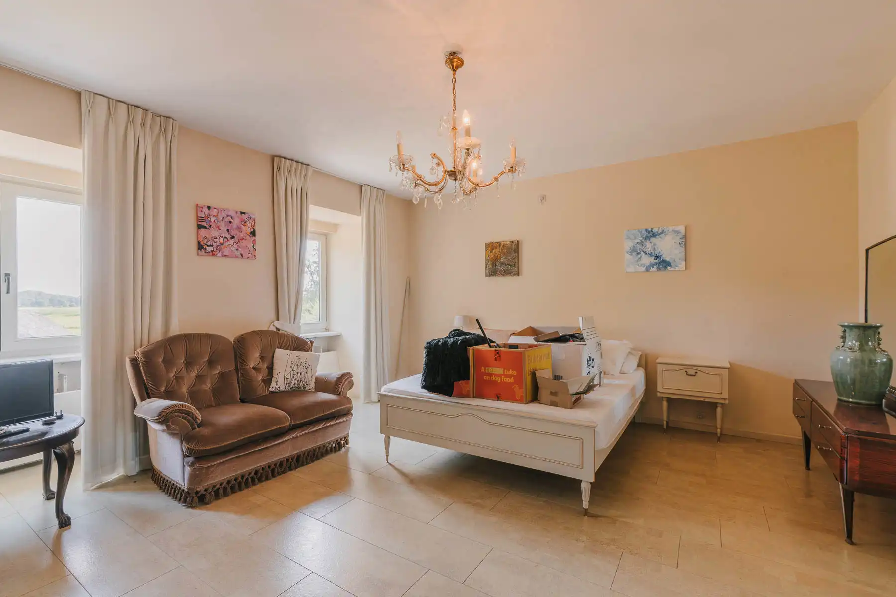 Royale villa op groot perceel met vergunde schuur foto 16