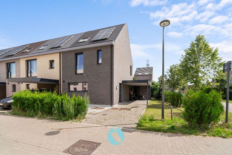 Welkom thuis in de Marthe Boëlstraat te Wondelgem foto 2