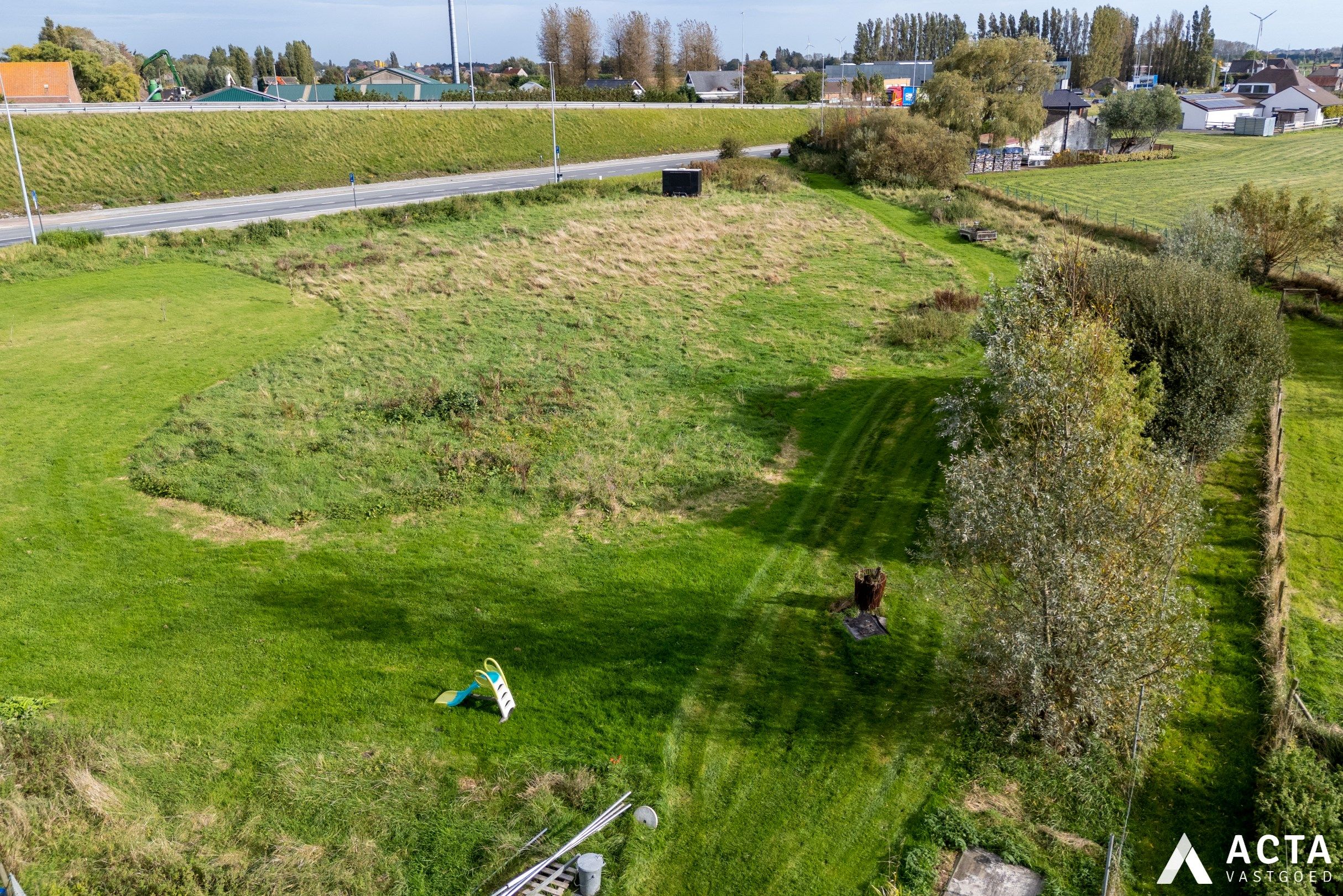 Uitzonderlijk ruime gezinswoning op groot perceel te Gistel foto 27