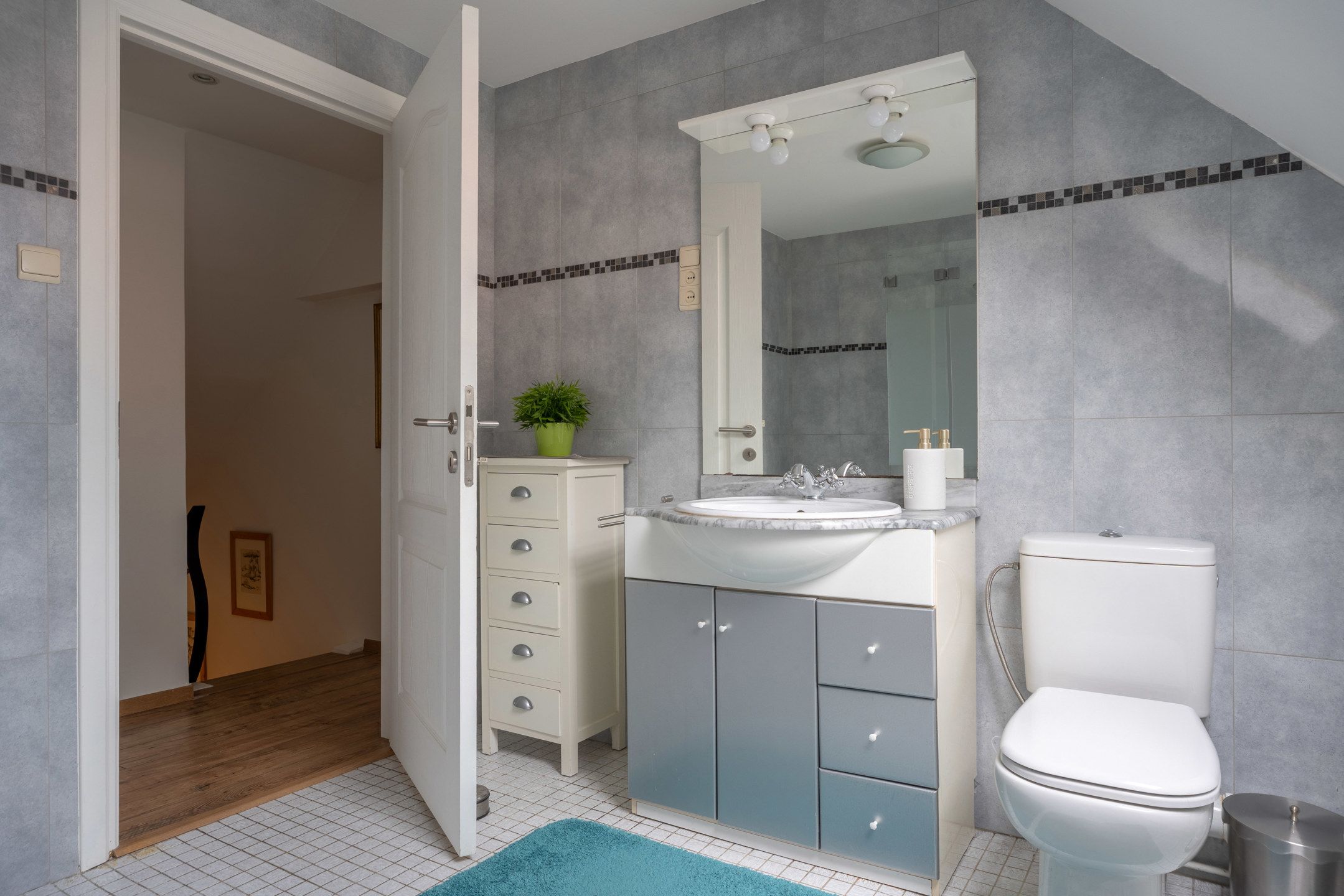 Gezellige dorpswoning in het centrum met twee slaapkamers en tof tuintje op het ZW foto 25