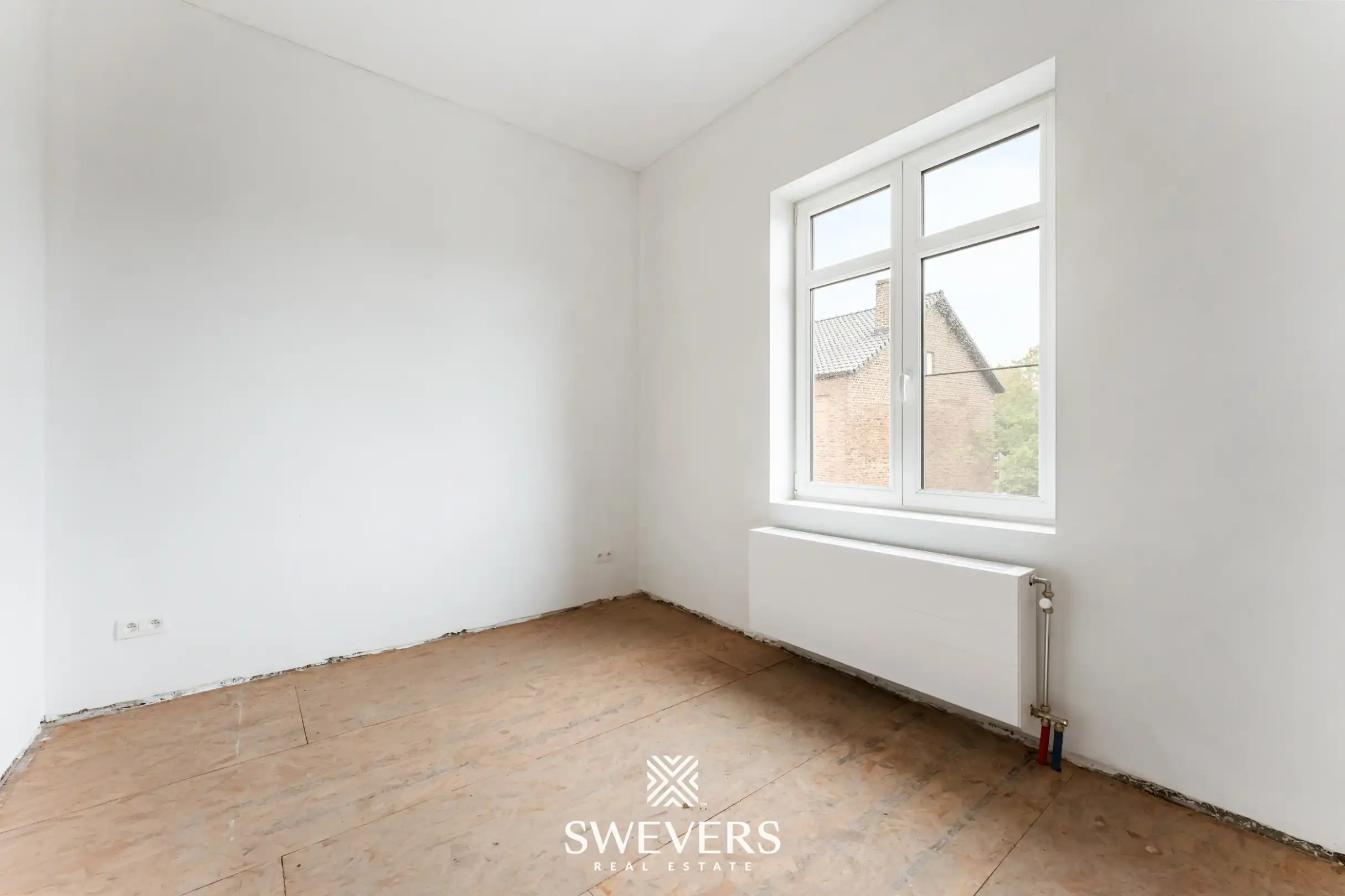 Ruime casco-pluswoning van 253 m² met 4 slaapkamers, garage en veel potentieel in Riemst foto 21