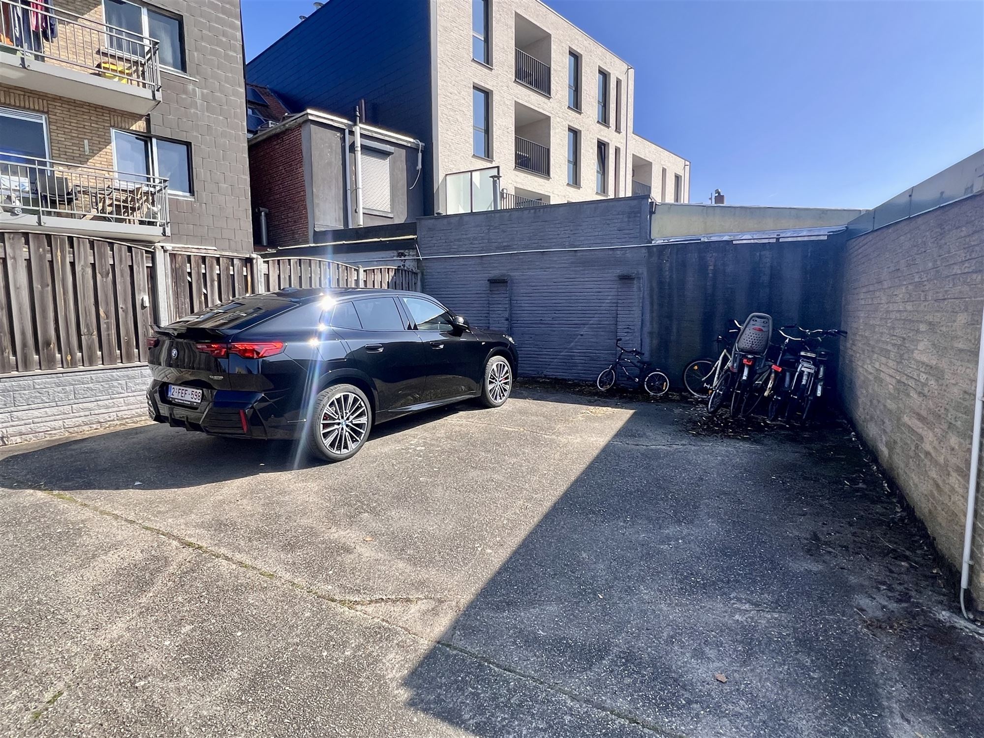 Appartement met 2 slpks, terras en garage foto 16