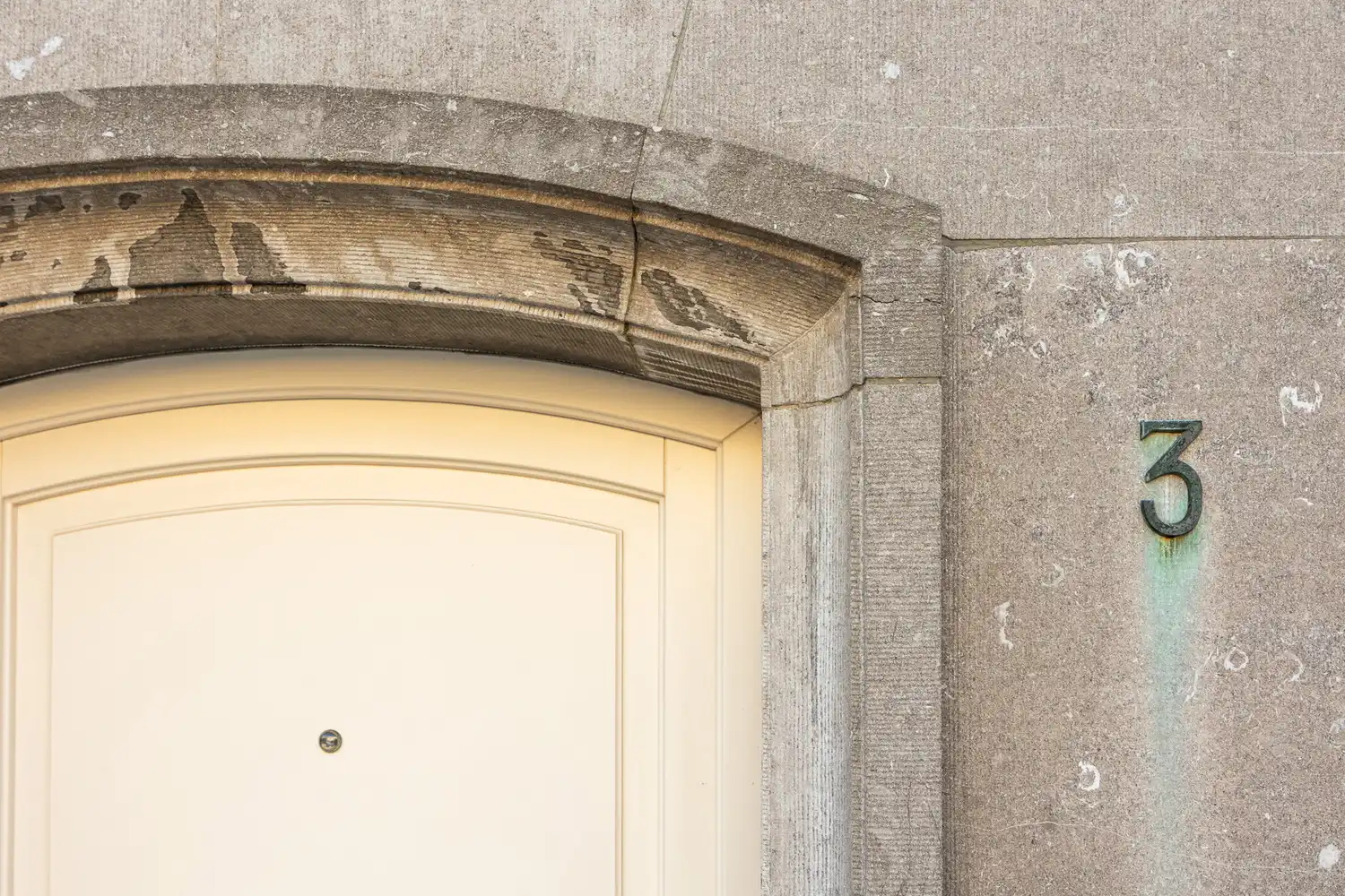 Charmante gezinswoning met 4 -slk en garage foto 4