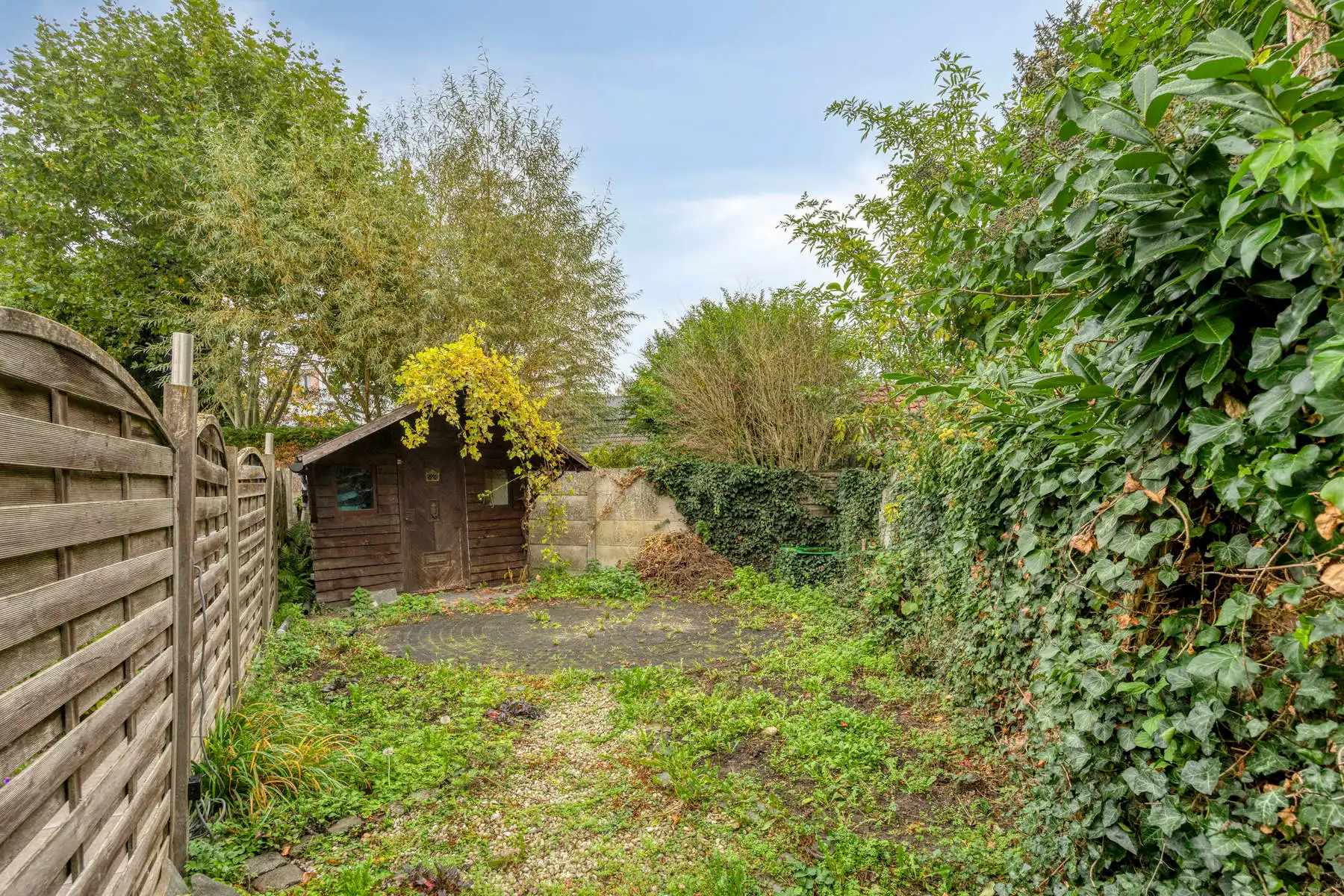 Zeer goed gelegen handelshuis + bovengelegen woonst en 2 kamers foto 29