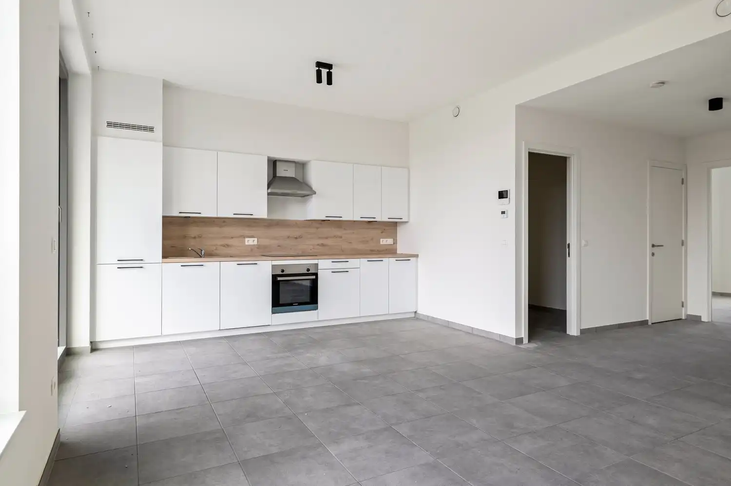 Prachtig en lichtrijk nieuwbouwappartement te huur nabij Zurenborg! foto 3