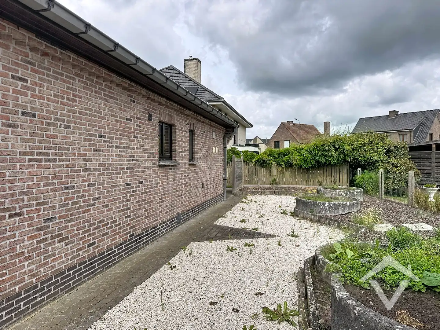 Instapklare gezinswoning met garage, carport en zonnige tuin in Scheldewindeke (Oosterzele) foto 31