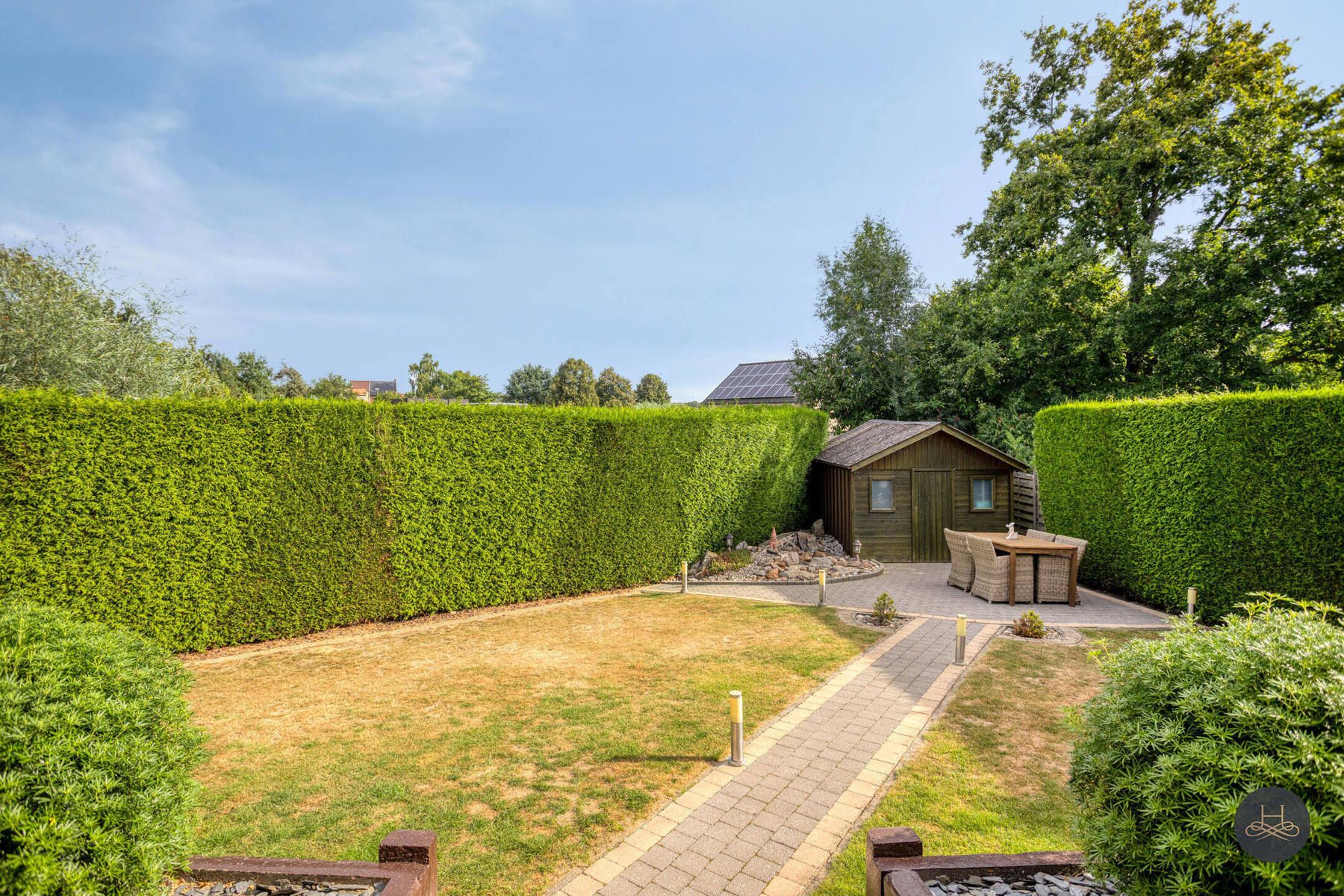 Ruime, energiezuinige woning met gezellige tuin. foto 26