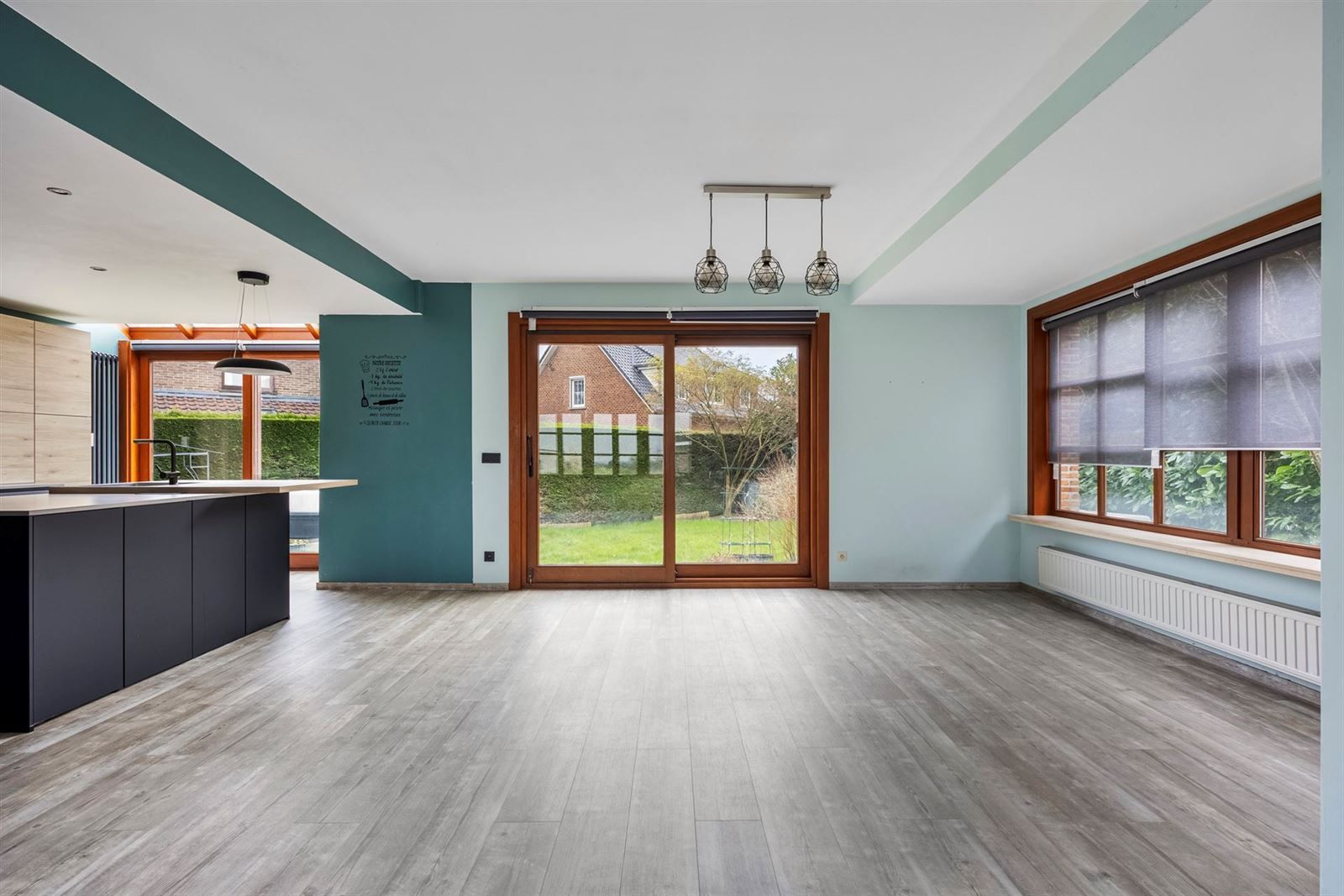Beersel: Ruime vrijstaande woning met veel mogelijkheden foto 5