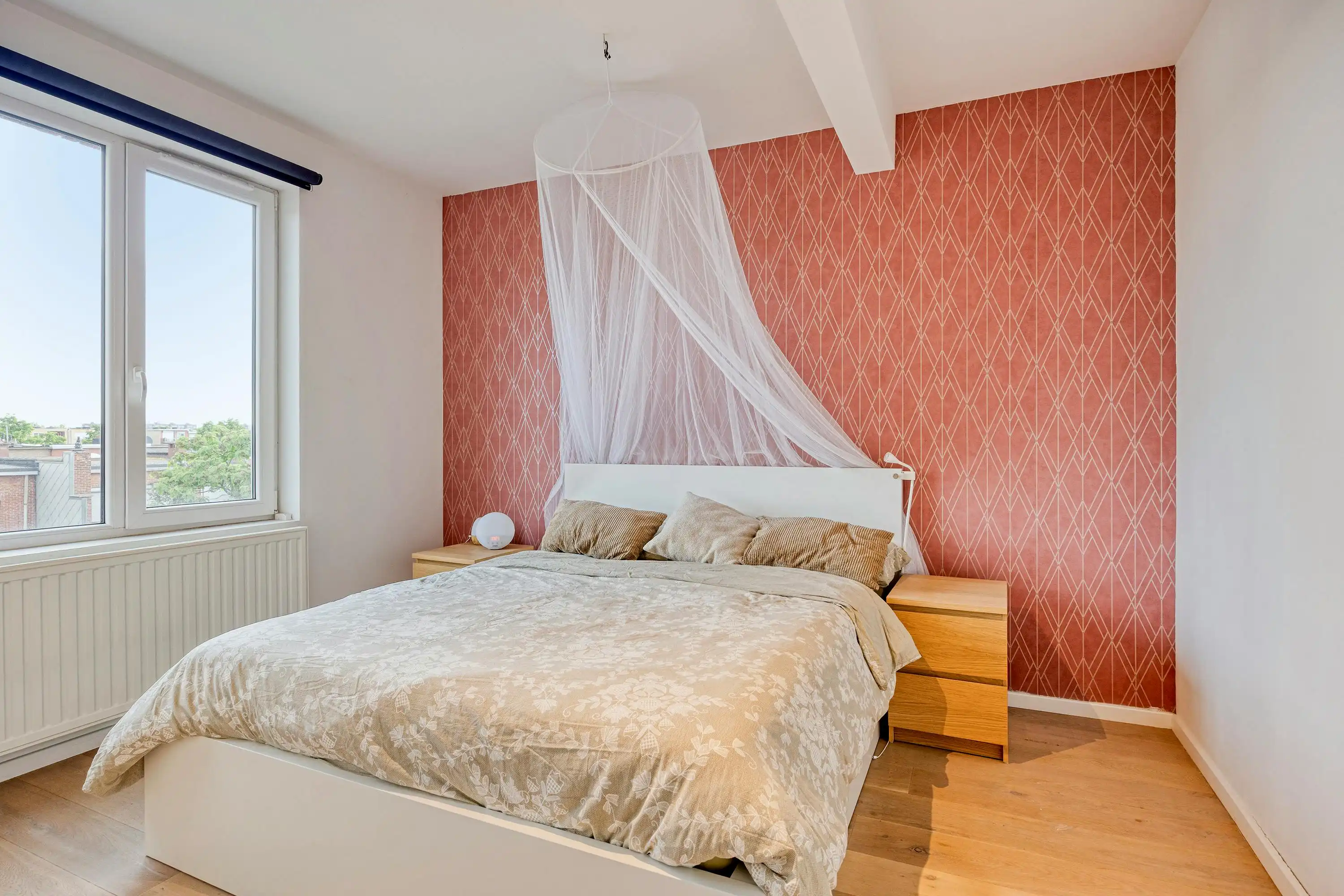 Lichtrijk appartement met 2 slaapkamers te koop in Merksem foto 12