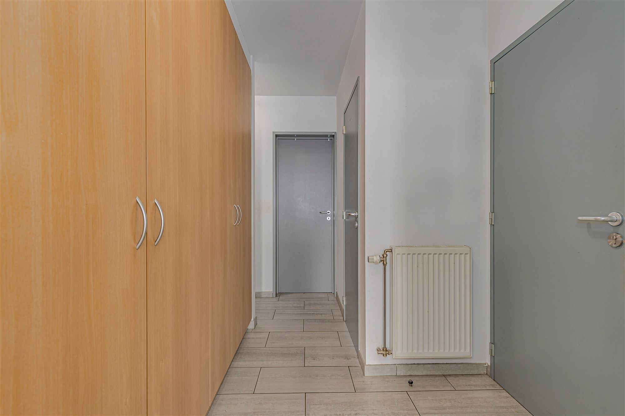 Lichtrijk appartement met 2 slaapkamers + terras te koop in Merksem foto 10