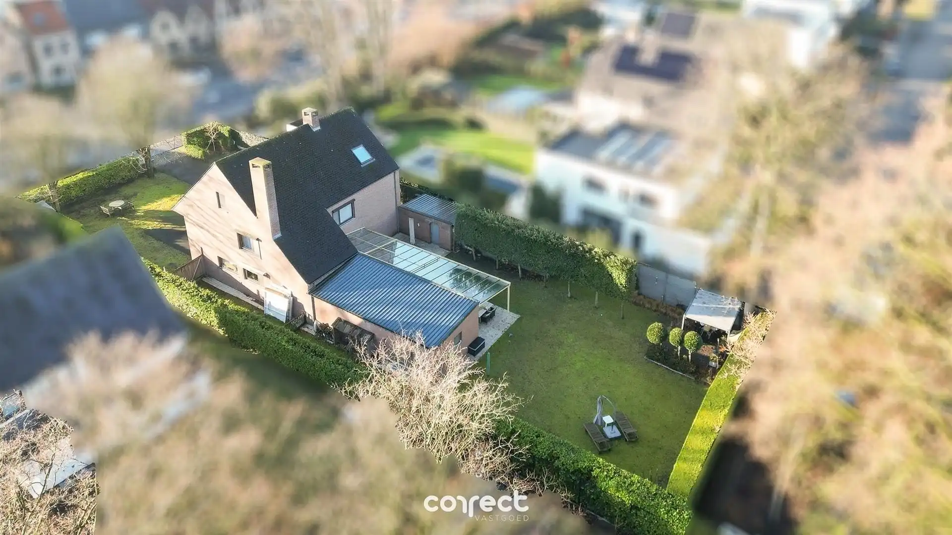 Karaktervolle, energiezuinige (label C) villa met tal van mogelijkheden! foto 2