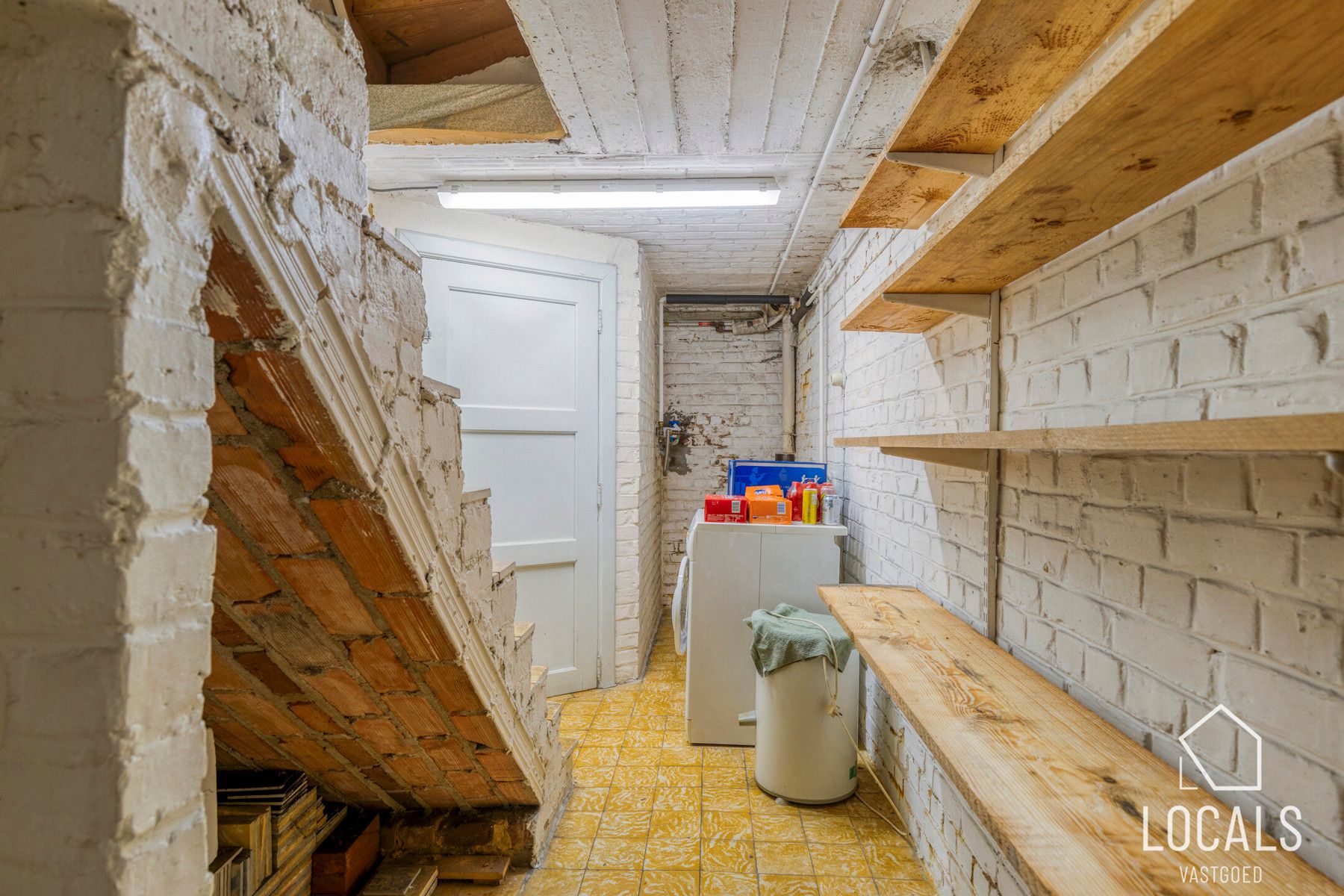 Te renoveren woning kortbij station Ninove foto 18