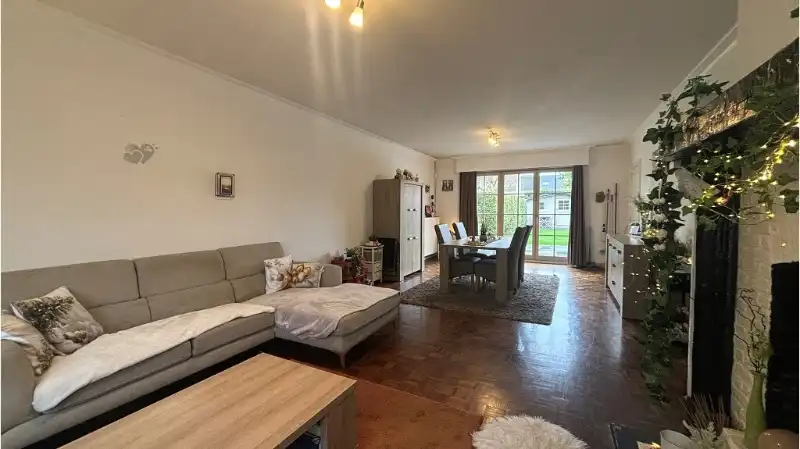 Comfortabele 3-slaapkamerwoning met GARAGE en TUIN te koop in Assebroek Brugge foto 5