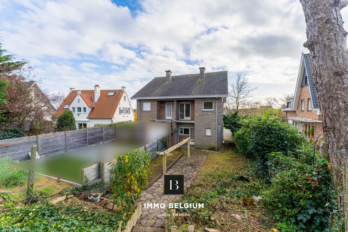 Te renoveren halfopen woning in de Concessie foto 1